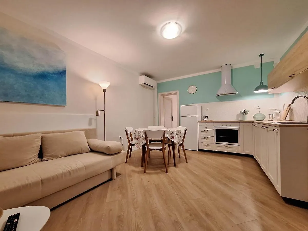 Apartment Harmonia Dramalj 0*,